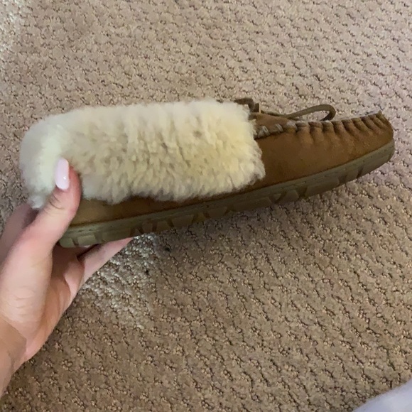 comfy LL Bean slippers - Picture 3 of 3